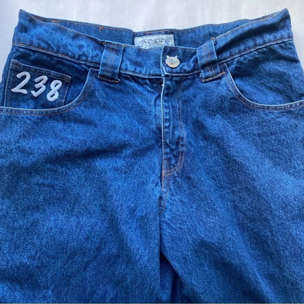 DIGITS 238 brand digits